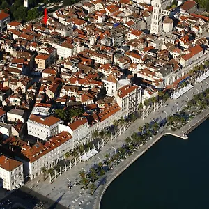 Apartment Golden, Split