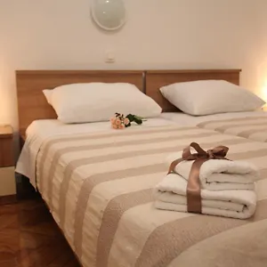  Apartment Vincent Apt. In Old Town Centre Kroatien